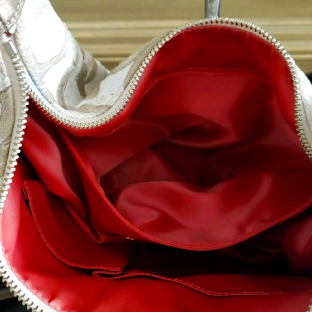 Coach Handbag - Picture 12 of 13